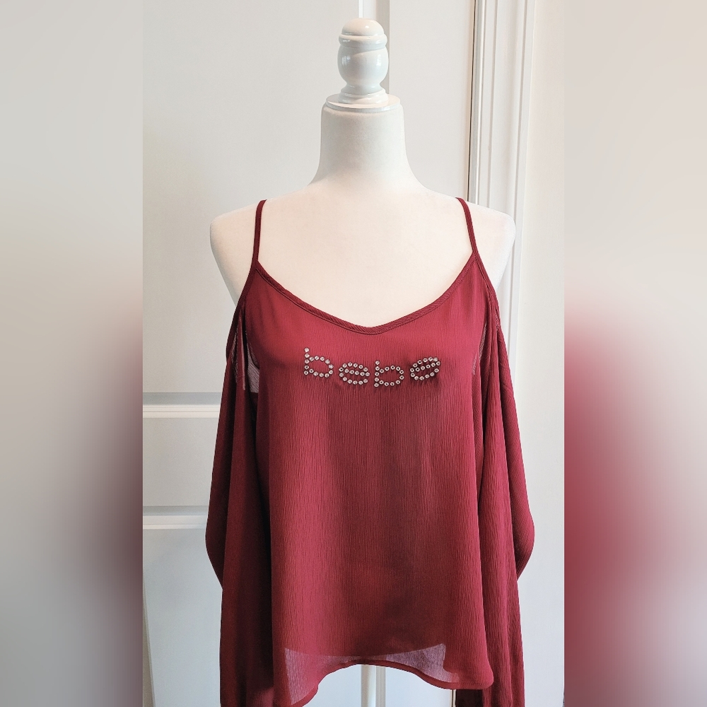 🌷🌷3 for $49🌷🌷BeBe Cold Shoulder Top
